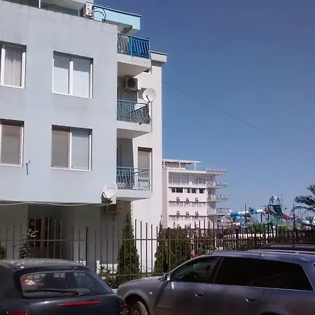 Aparthotel Violet Garden Apart